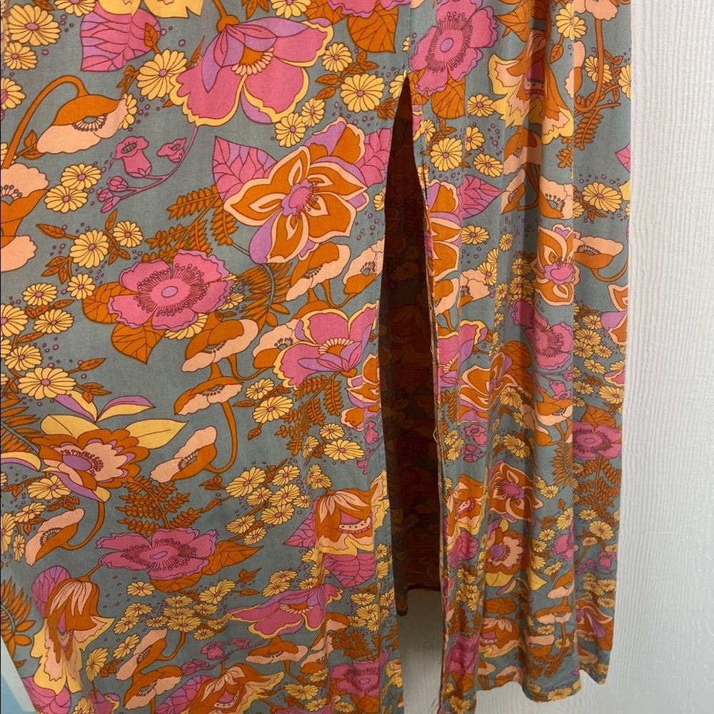 Aakaa - Colorful Floral Smocked Cross Chest Slit Long Maci Dress Size Small - Picture 6 of 12